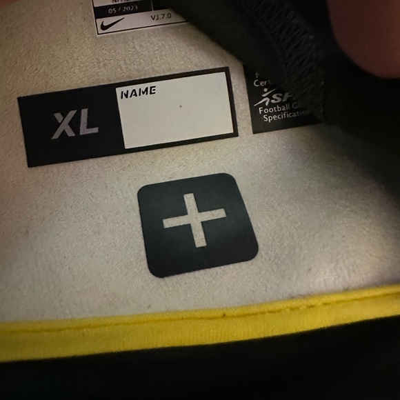Nike White and Black Athletic Shoes main image 4